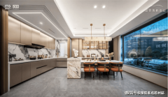 式厨房+南向宽约6.85米的朗阔宽横厅设